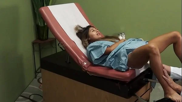 Gynecologist Helps Girl That Can't Orgasm Short Version