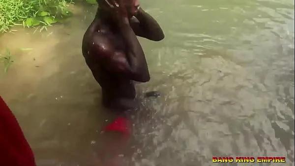 SEE WHAT HAPPENED DURING CHRISTMAS RITUAL IN A LOCAL STREAM - YAHOO BOY RENEWED POWER - FULL VIDEO ON XVIDEO RED