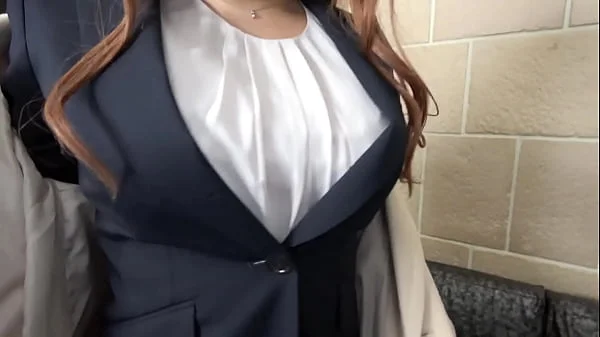 パート1【8頭身の完璧プロポーションな新人美人OLと部長がイケナイ社内恋愛SEX】スーツ越しでも分かる巨乳&美脚黒パンストが映える抜群のスタイル!/ホテインするや否や営業を頑張ったご褒美としてチューしちゃうと早速エチエチモード全開!大好きな部長のチ●コを美味しそうに咥えてご満悦とりま一発口内射精ですっきりしたら今度は生チン挿入からの中出しっ!【しろうとハメ撮り#あん#23歳#OL】