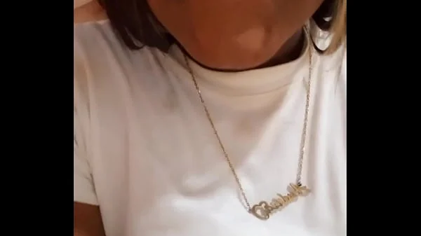 sorprendo a mi vecino masturbandose y follo con el