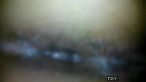 ¡Ay! me equivoqué de hoyo?...  Nó! pero al principio no quería y al final hasta disfruté sacar los pedotes con cremita. si ya sabes como soy para que te acomodas la puntita en el culo.