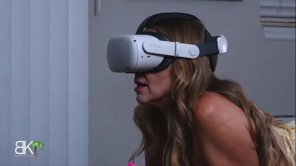 Dumb StepMom Tricked By VR Gamer Stepson 2of3