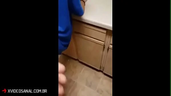 Metendo a rola grossa na novinha - www.xvideosanal.com.br