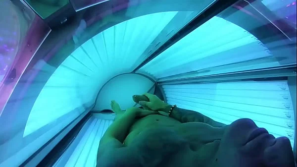 Chris Diamond playing with his huge cock and his cumshot