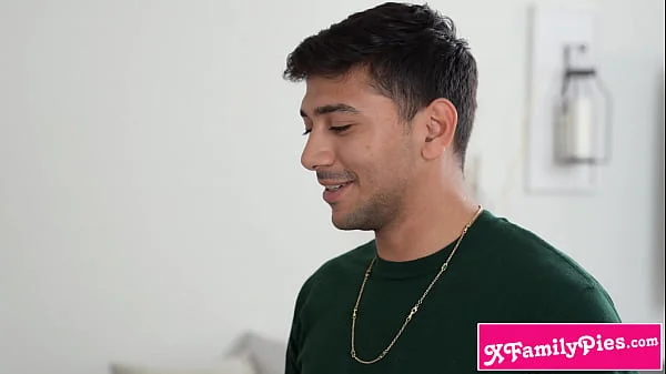 Bisexual stepsister Hailey Rose and bestie Leana Lovings try painting