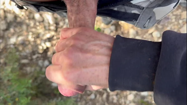 AMATEUR COUPLE - BLOWJOB WITH CUM IN MOUTH ON THE MOUNTAIN