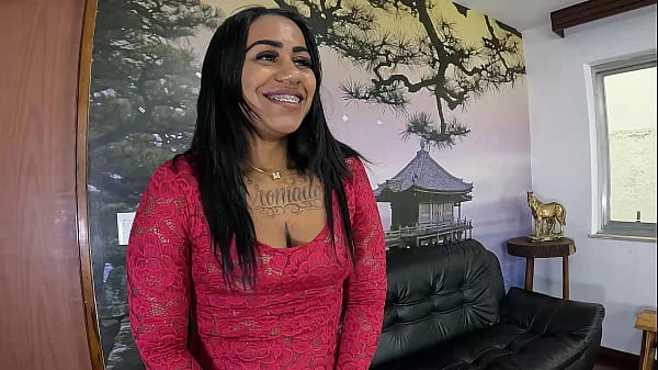 Por trás das câmeras com Alicia Victória