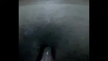 Novinha se masturbando