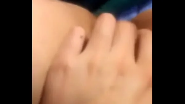 Chica 23 masturbandose