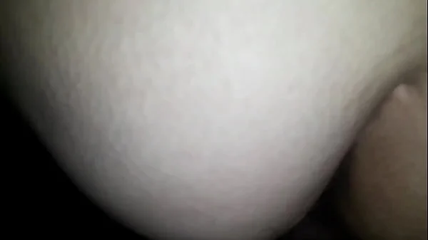 Esposa novinha faz um sexo amador com punheta, boquete e gozada na buceta