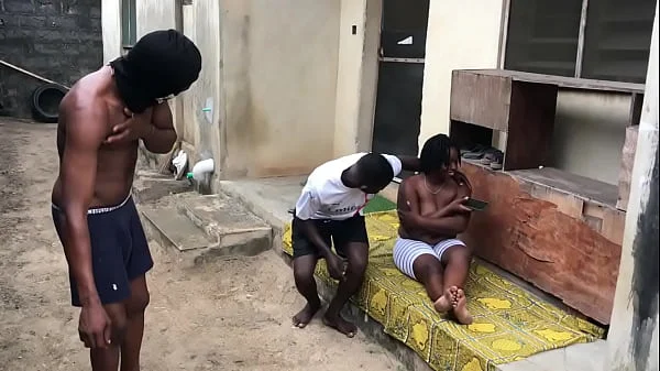 TWO FRIENDS FUCK A BAD BITCH OUTDOOR WHILE NEIGHBORS HAD GONE TO WORK.