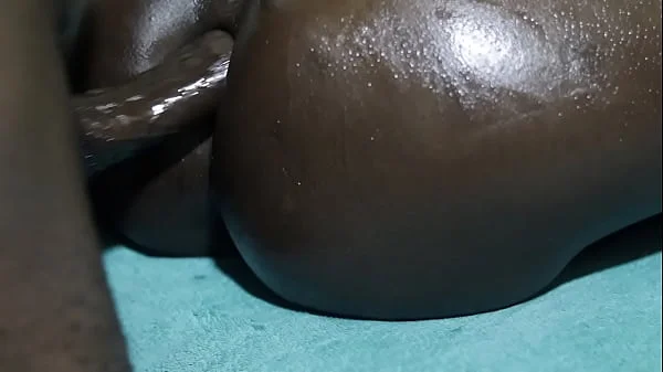 CLOSE UP ( ANAL ) CREAMPIE WITH AMATEUR EBONY
