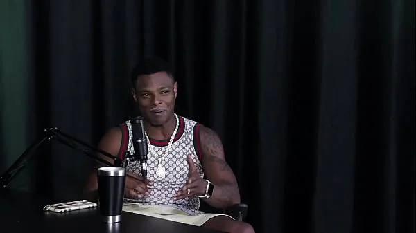 Medindo o tamanho da bunda da morena gostosa, e o resultado foi... - Will Mastro (SHEER/RED)