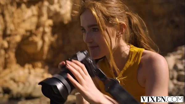 VIXEN She loves giving herself to couples