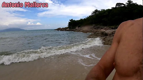 Big Tits Thai Bombshell Gets Picked up in Public Beach