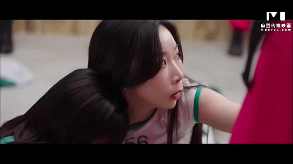 ModelMedia Asia - Pussy Game 2 EP1 - Black man with huge 26cm cock fuck the competitor's pussy like crazy!