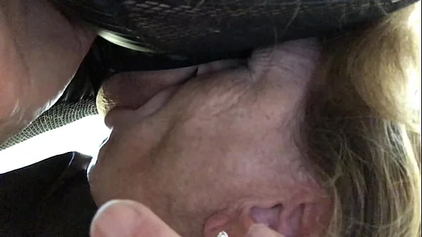 Granny Wonder Woman: Face Fucking The Wondrous Cocksucking Goddess