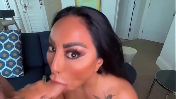 Kiara Mia is so Sexy
