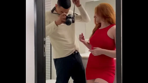 Deixando a ruiva de perna bamba. - Free