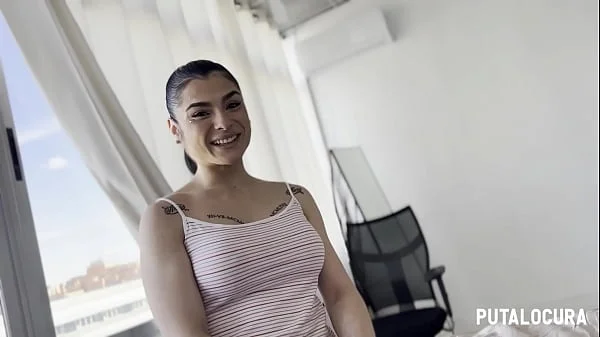 PutaLocura - Voluptuosa española tatuada Nadja Hot charlando y tragando el semen de Torbe