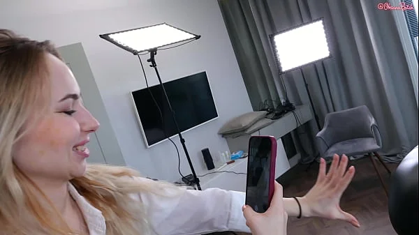 Wow! My Stepmom Is an Amazing Slut! Hot MILF Had Sex with Her Stepson and a Blonde Photographer Right During a Home Photoshoot!