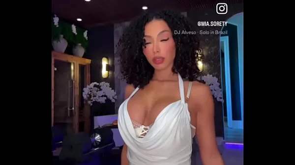 MIA SORETY  Ig video