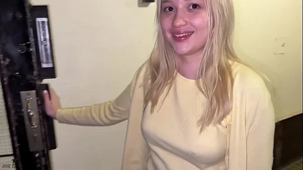 I fuck my teen blonde neighbor while I was on vacation