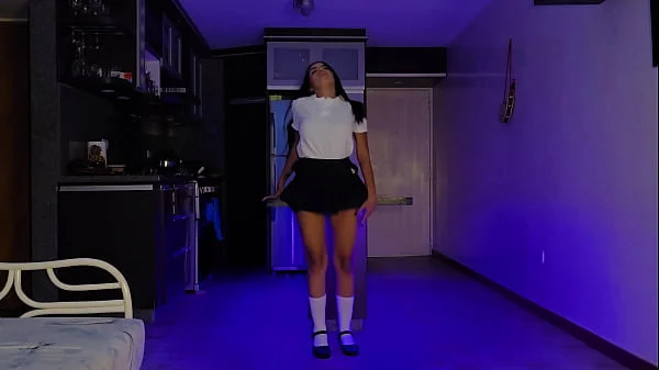 Colegiala hace una porno con su profesor de educación sexual