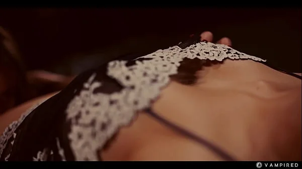 3d Anime Horror Hot Lesbian Vampires Live Action - Asian Girl Gets Home Invaded by Horny Big Tits Vampire