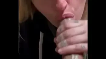 Mouthsex she begs for cum