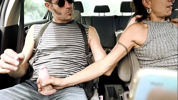 Amateur Car Fun – She Jerks Me Off, Sucks Me & Fucks me
