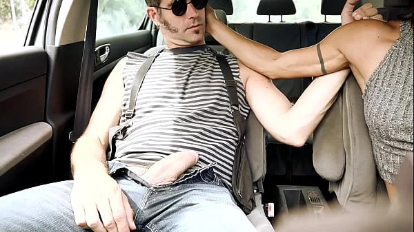 Amateur Car Fun – She Jerks Me Off, Sucks Me & Fucks me
