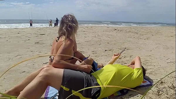 A stranger milf made me ejaculate in front of everyone