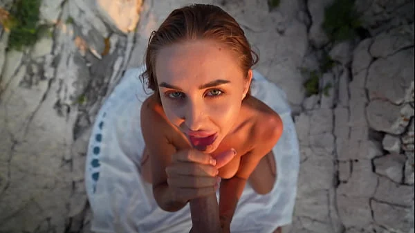 A stranger on the beach asked me to rub oil on her, explosive finale on her face