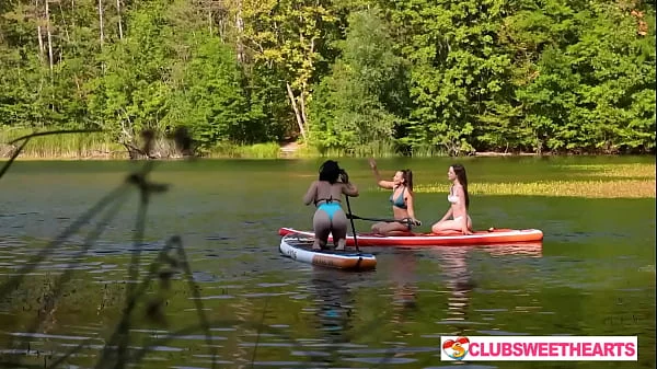 3 Girls, 1 SUP at ClubSweethearts
