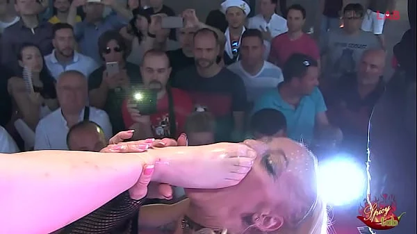 Full Feet Fisting Live