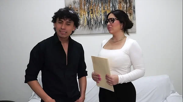 BIENES RAÍCES (ESCENA COMPLETA) | con PAM LATINA