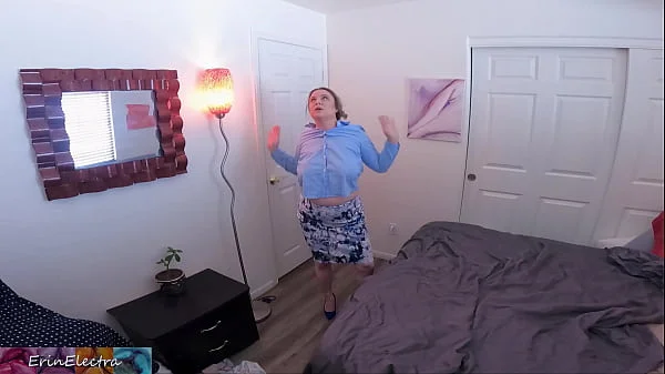 Stepson shares a bed with stepmom and they try not to get naked