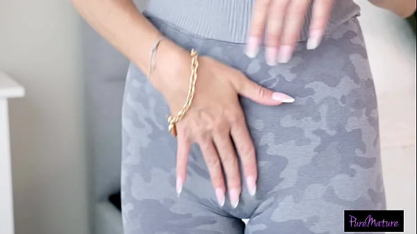 Jamie Michelle Cleans Up Trainer's Sweaty Cock