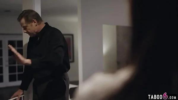 Babysitter teen makes a generous deal with the
