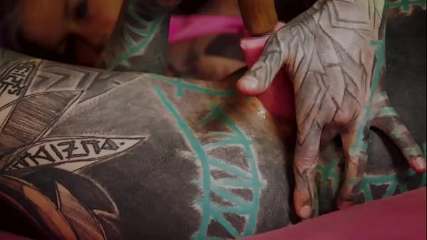 anal cumshot bedroom fuck with tattooed dreadgirl atporn