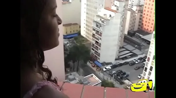 Lins safada vem a São Paulo para dar pro Ted
