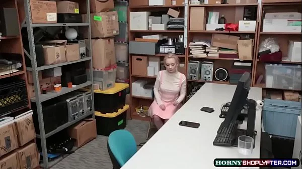 LP officer destroys teen Athenas pussy so deep