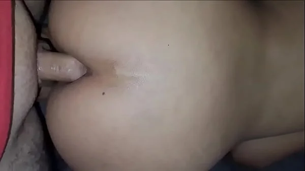 me cojo el culito apretado de mi hermana en cama