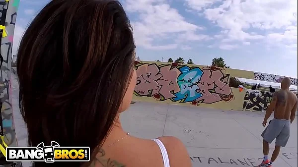 BANGBROS - PAWG Franceska Jaimes Gets ANAL In Public From Nacho Vidal