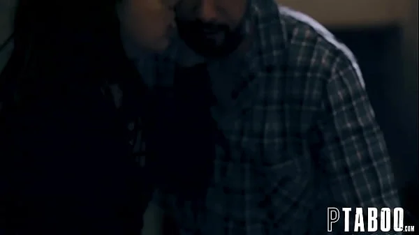 Whitney Wright Agrees To Have Threesome Sex With Man And Silicone Love Doll