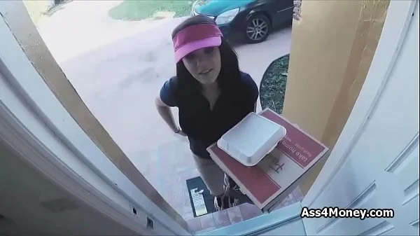 Pizza delivery girl fucks for cash on video