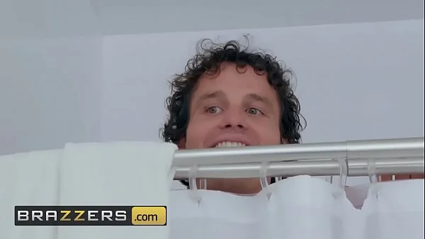 Milfs Like it Big - (Ryan Keely, Robby Echo) - Dickrupting Her Domestic Bliss - Brazzers