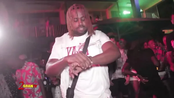 Dancehall Daggering 1