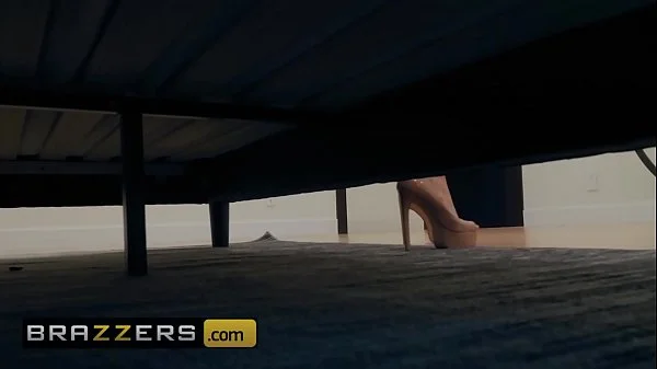 Milfs Like it Big - (Kendra Lust, Keiran Lee) - Stalking for a Cocking - Brazzers